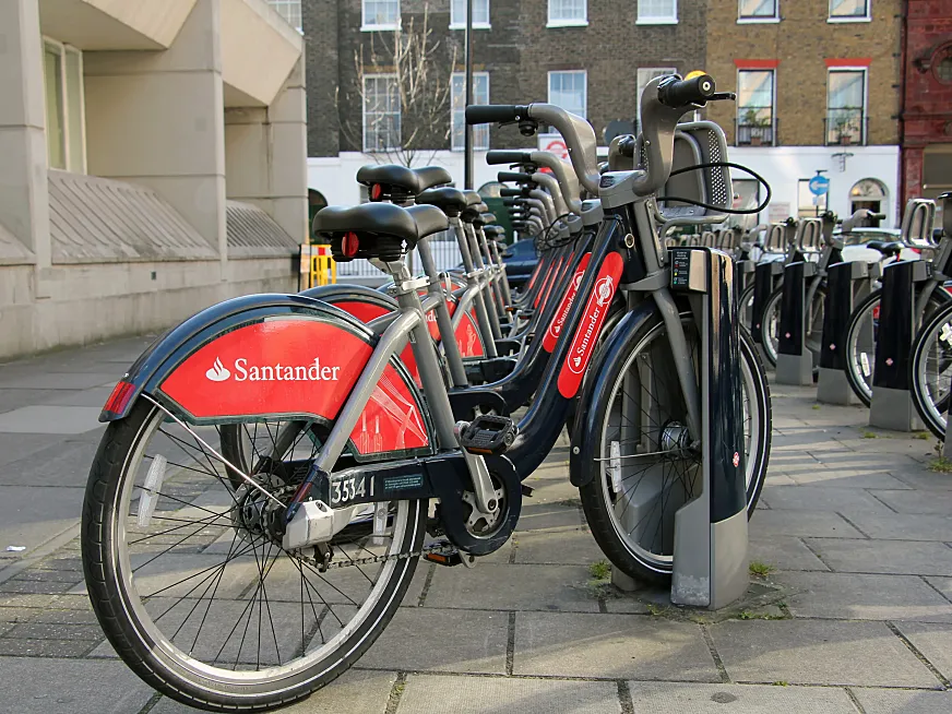 Septiembre fue el gran mes de las Santander Cycles: más de 7.500 de ellas recorrían Londres, a diario, entre las siete y las diez de la mañana (foto: Can Pac Swire).