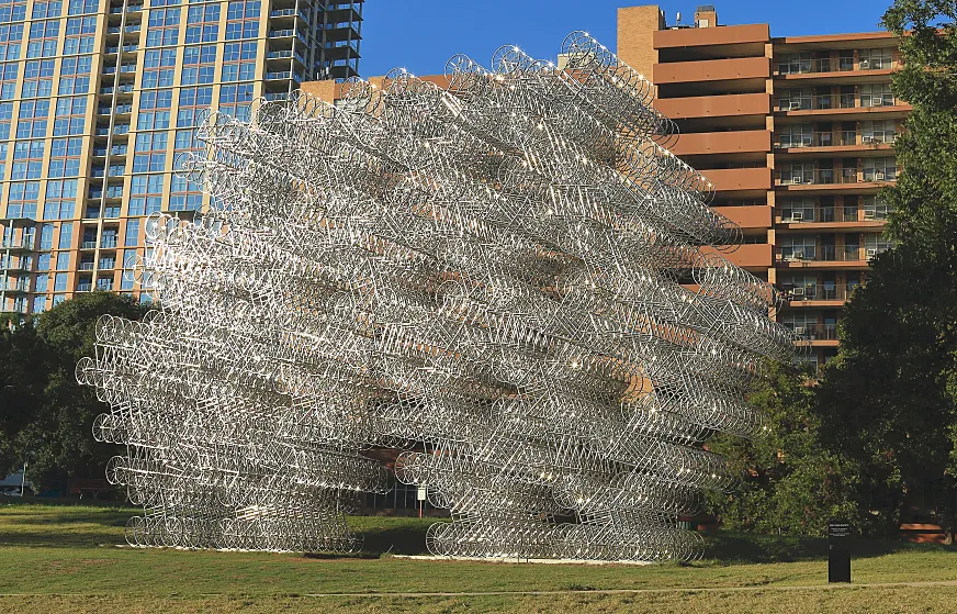 'Forever Bicycles', de Ai Weiwei (foto: Austin Faina Guerevich)