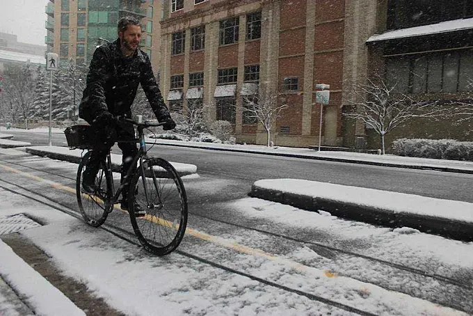 "Gente muy razonable pedalea a diario en invierno en todo el mundo, no es tan duro" (Tom Babin)