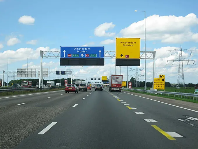 Países Bajos: la velocidad máxima bajará de 130 a 100km/h para reducir la contaminación