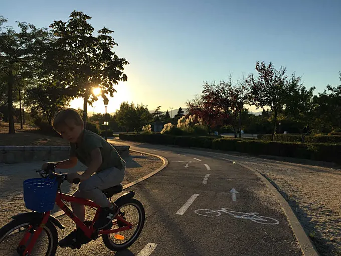 Ocho buenas razones para regalar una bicicleta a un niño