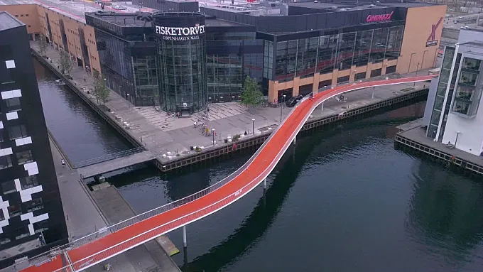 Copenhague, a punto de estrenar un nuevo puente ciclista