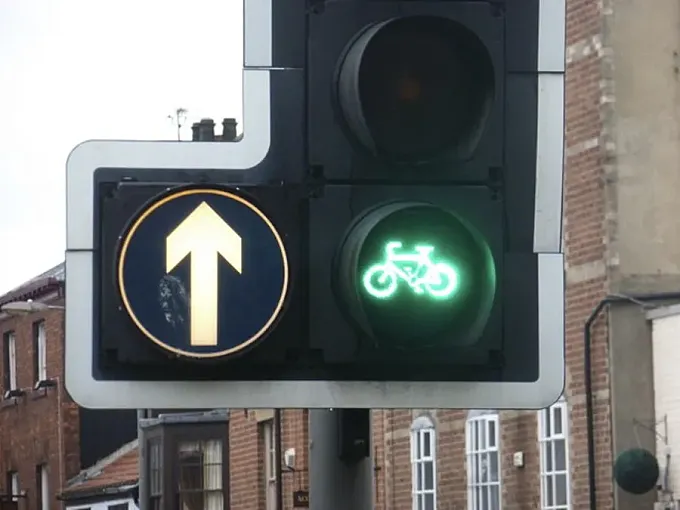 Los semáforos de Rotterdam favorecerán al ciclista cuando llueva
