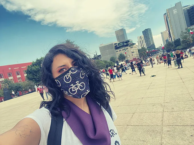 “Tanto por ser mujer como por moverte en bicicleta hay gente que no respetará tu vida” (Claudia Ledo, CDMX)