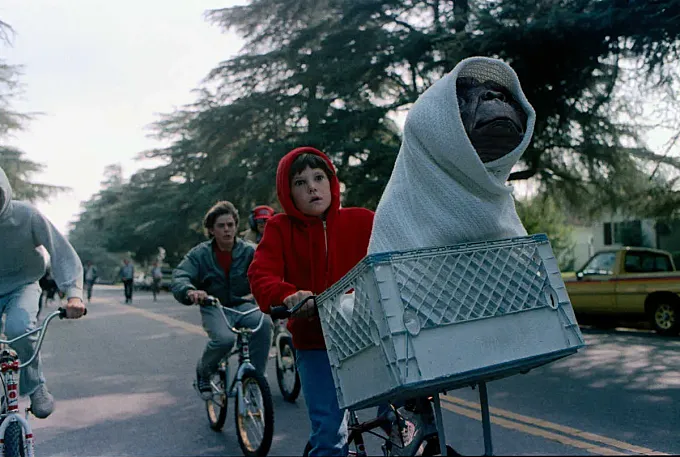 Un paseo en bicicleta por Palma para terminar viendo ‘E.T. El Extraterrestre’