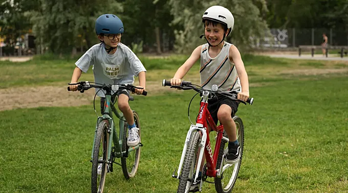 Bicicletas, triciclos y patinetes para que los niños disfruten del buen  tiempo