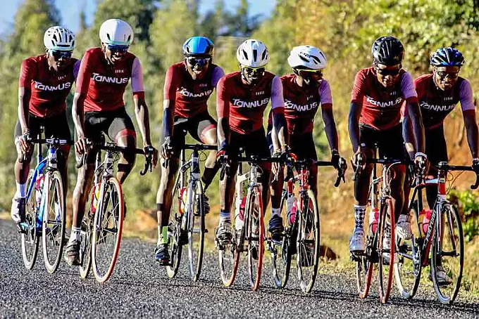 Iten, Kenia: tierra de sueños ciclistas (pero mejor sin pinchazos)